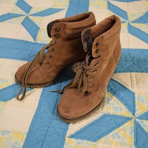 Women's Lace-Up Brown Heel Boot